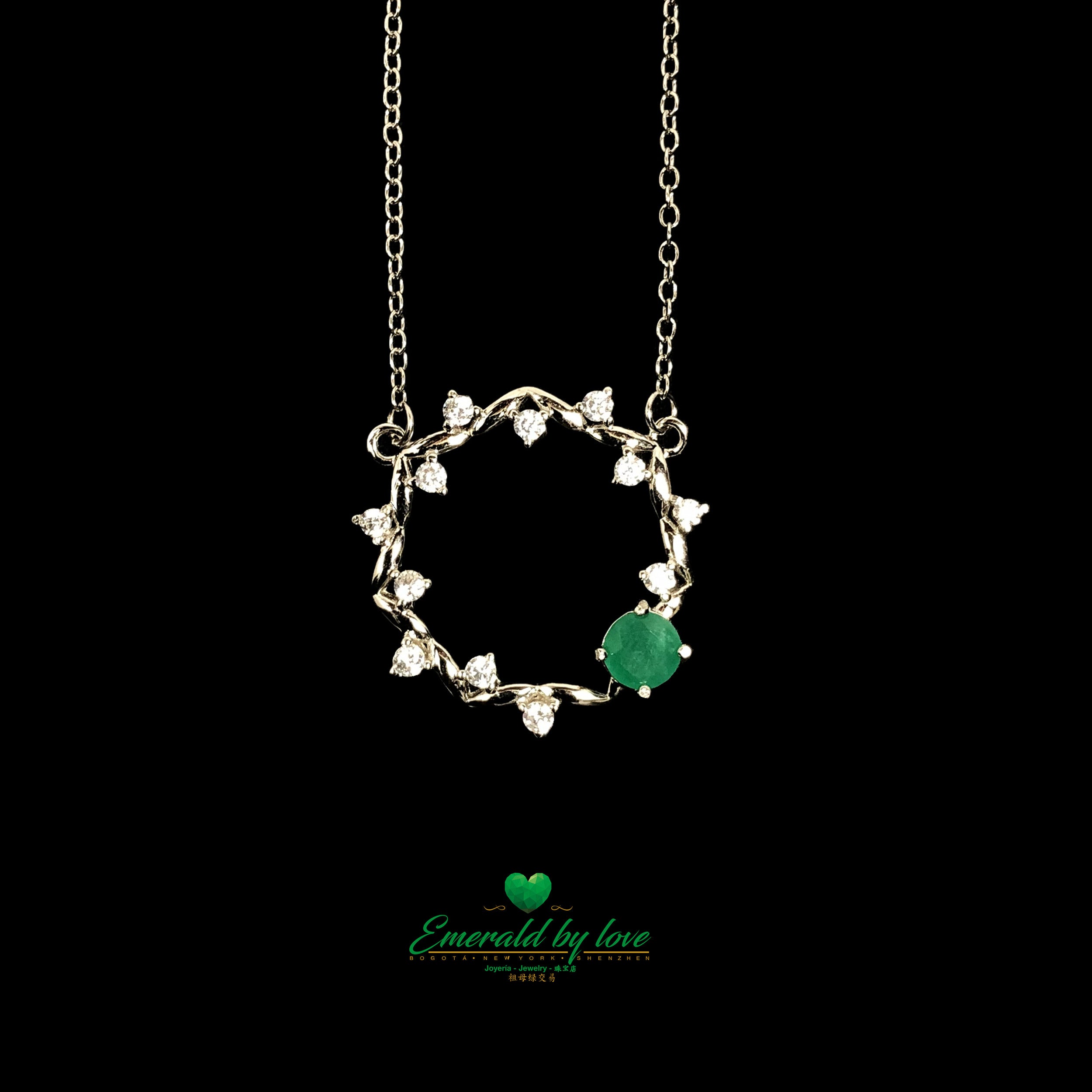 Round Vine-Inspired Pendant with Central Round Emerald