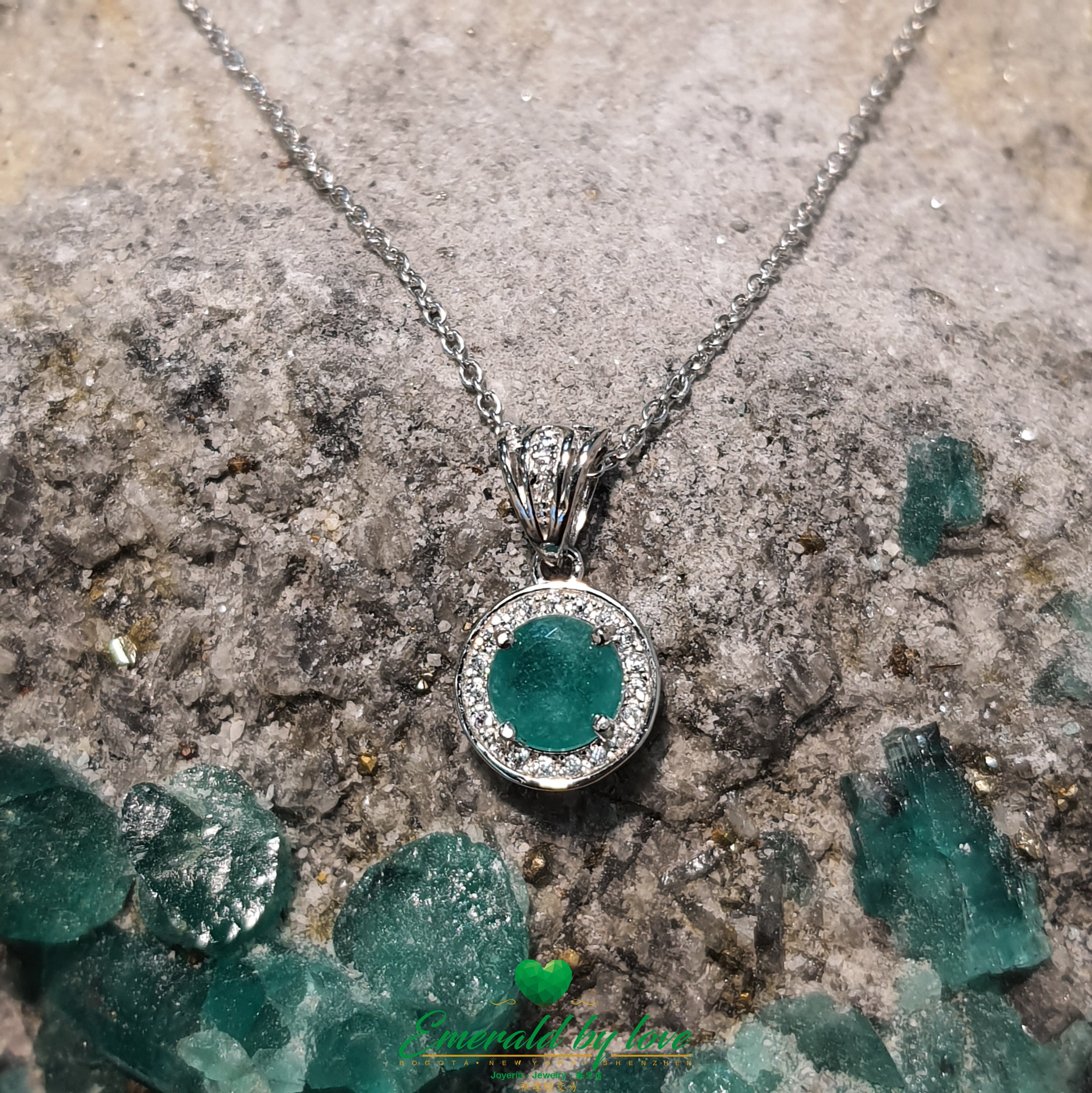 Round Marquise Pendant with Central Round Emerald