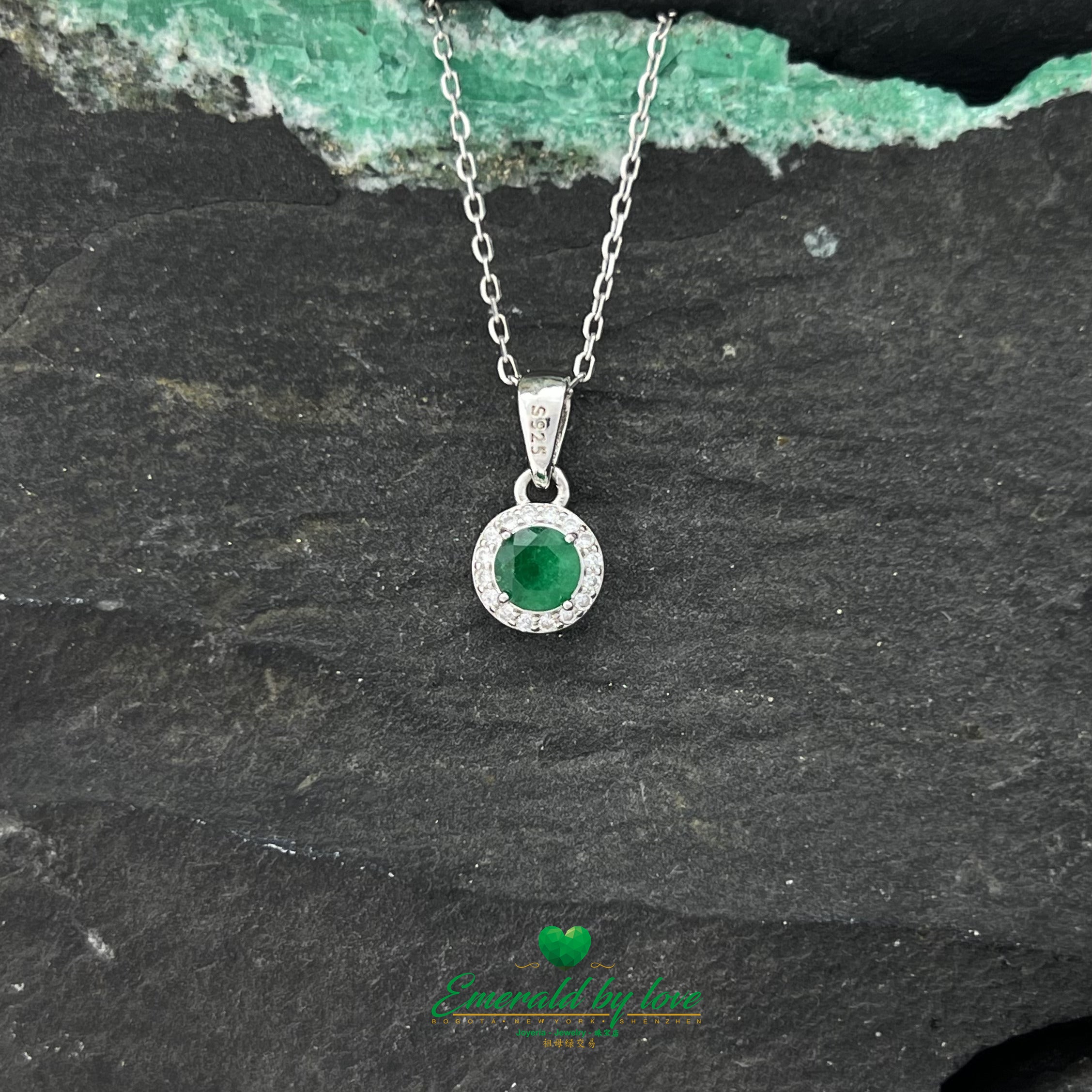 Divine Round Emerald Pendant Surrounded by Zircon Stones