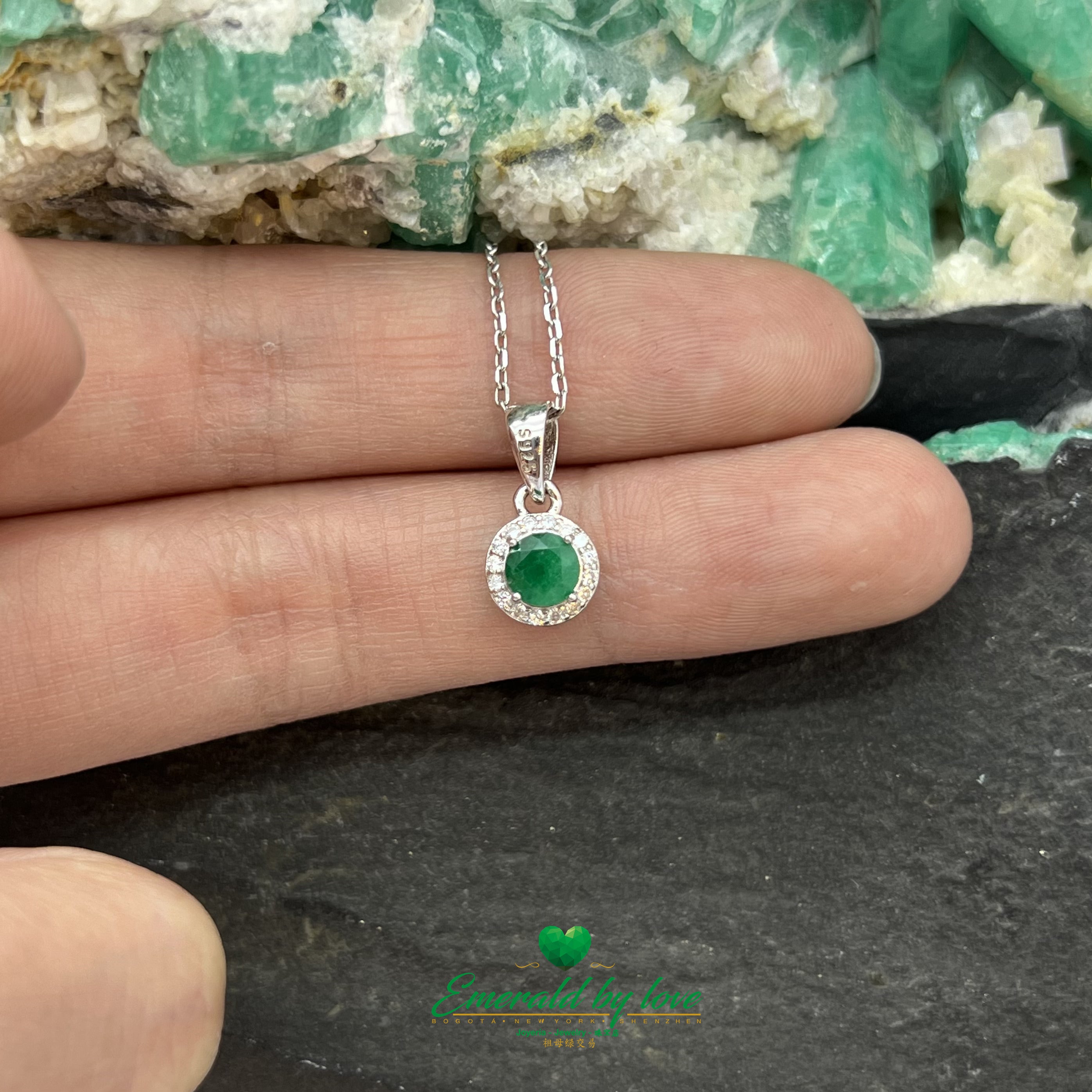 Divine Round Emerald Pendant Surrounded by Zircon Stones