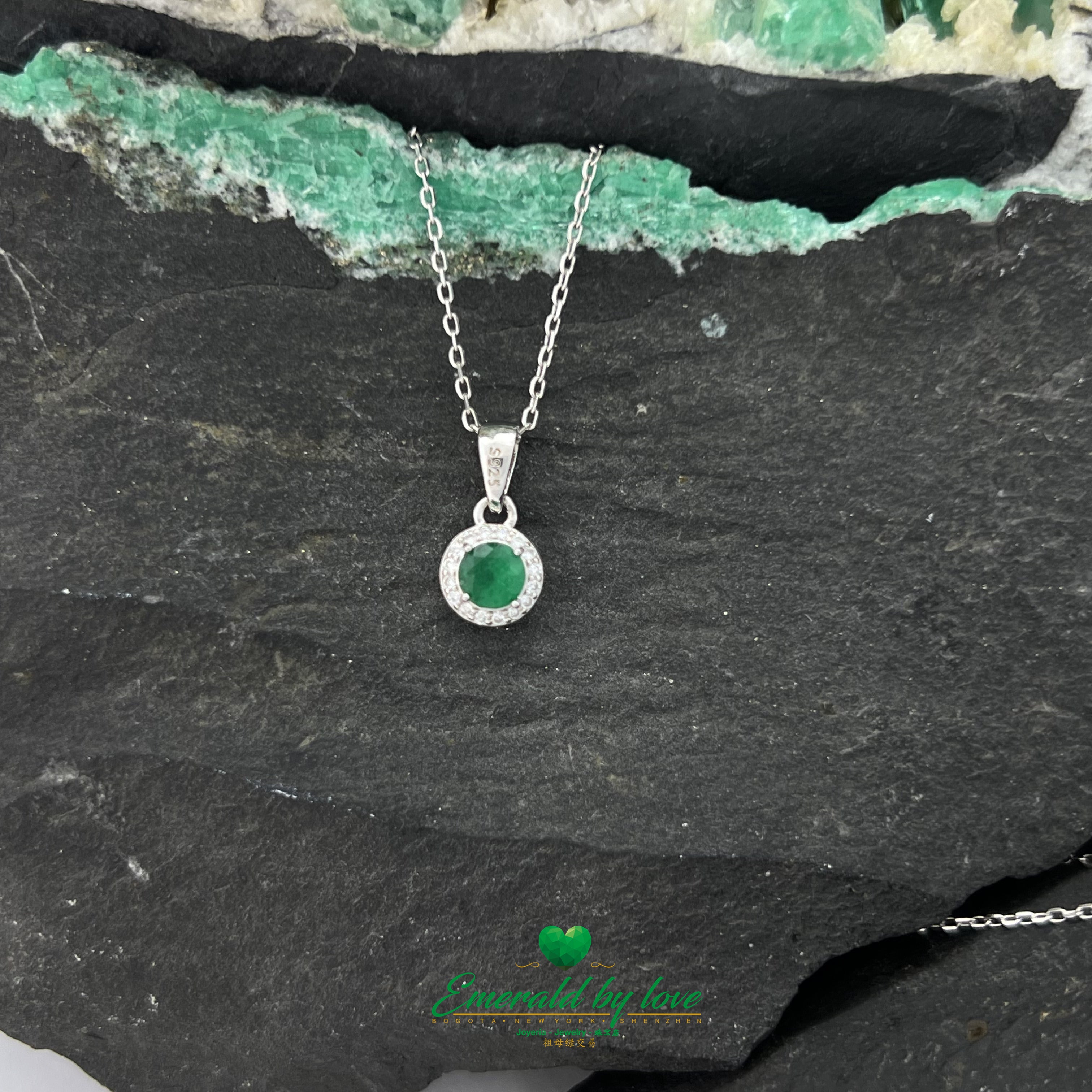 Divine Round Emerald Pendant Surrounded by Zircon Stones