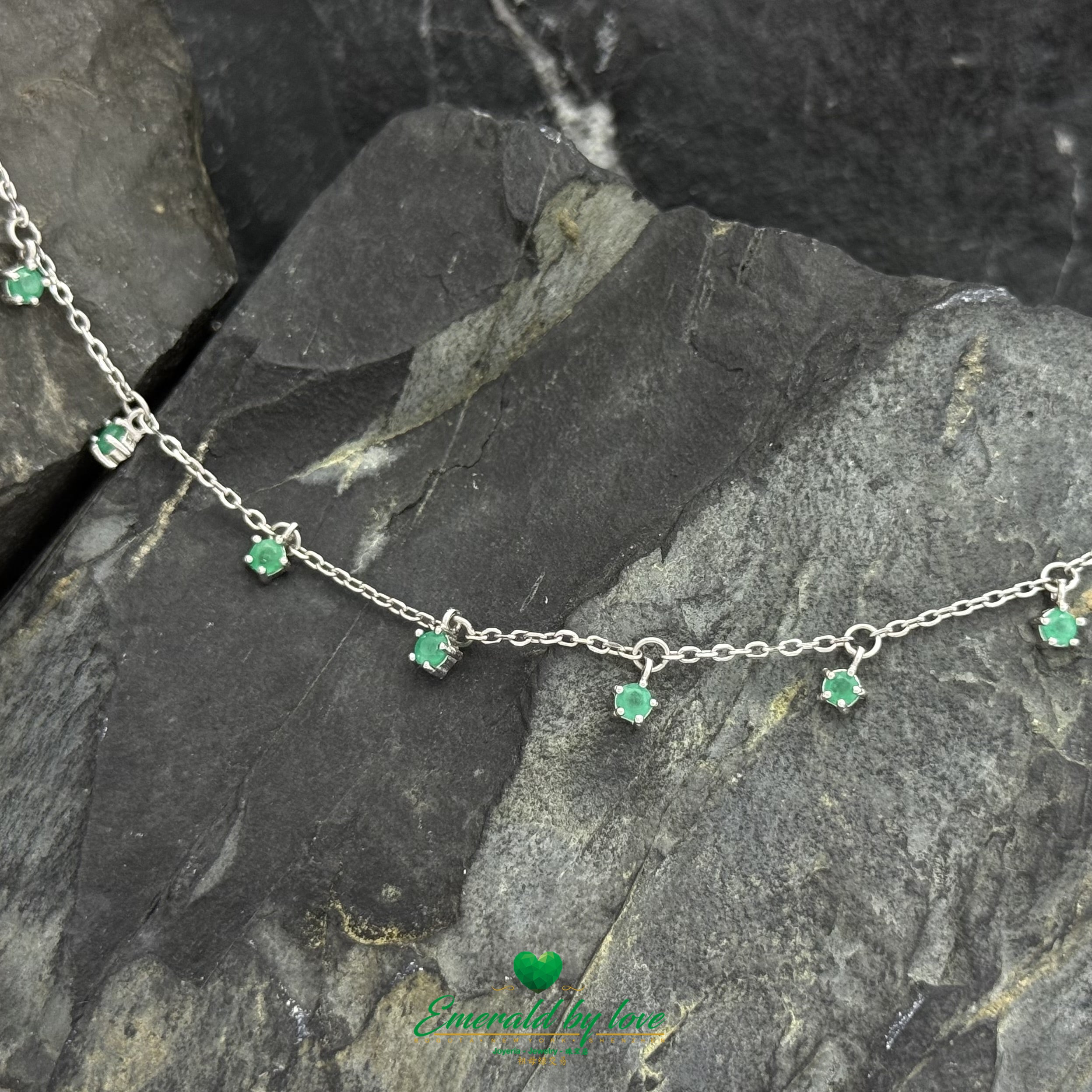 Choker Necklace with 7 Dangling Round Colombian Emeralds