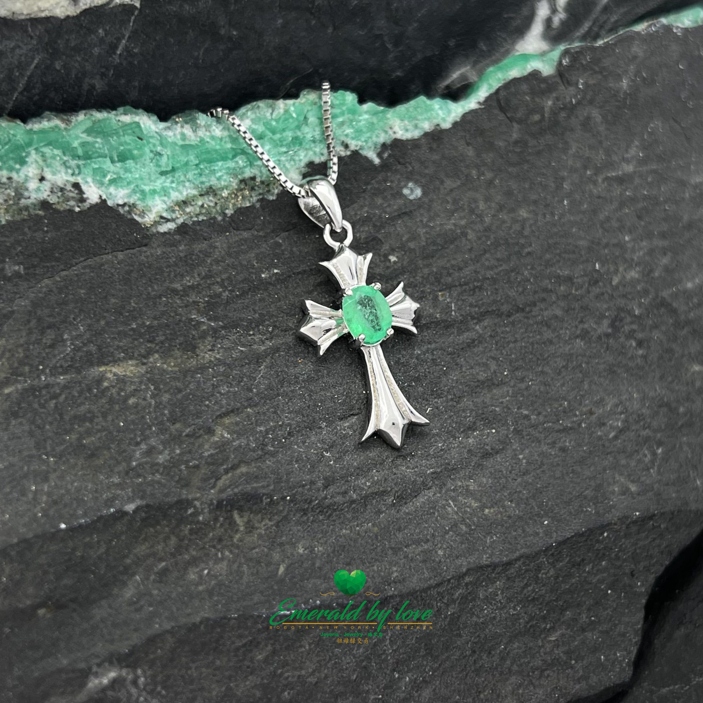 925 Silver Cross Pendant with Natural Oval Colombian Emerald