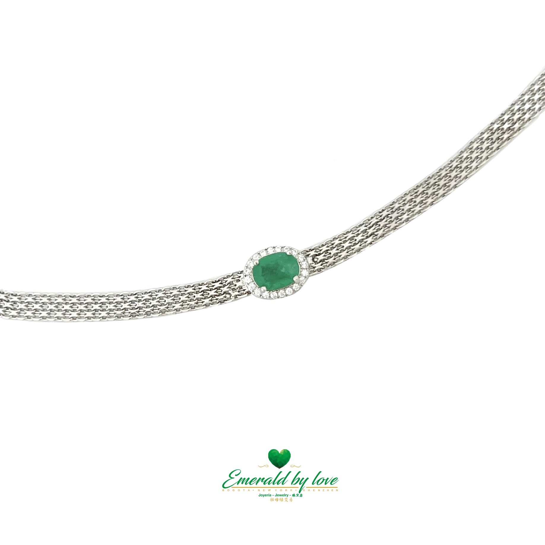 Choker with Horizontally Oval Emerald Surrounded by Zircons