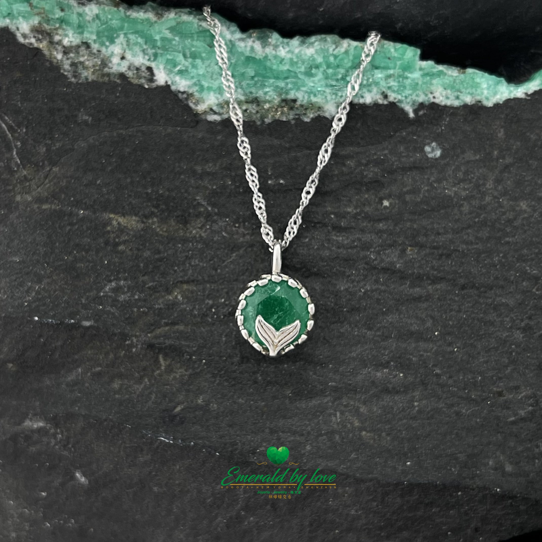 Round Emerald Pendant with Arabesques and Mermaid Tail Design