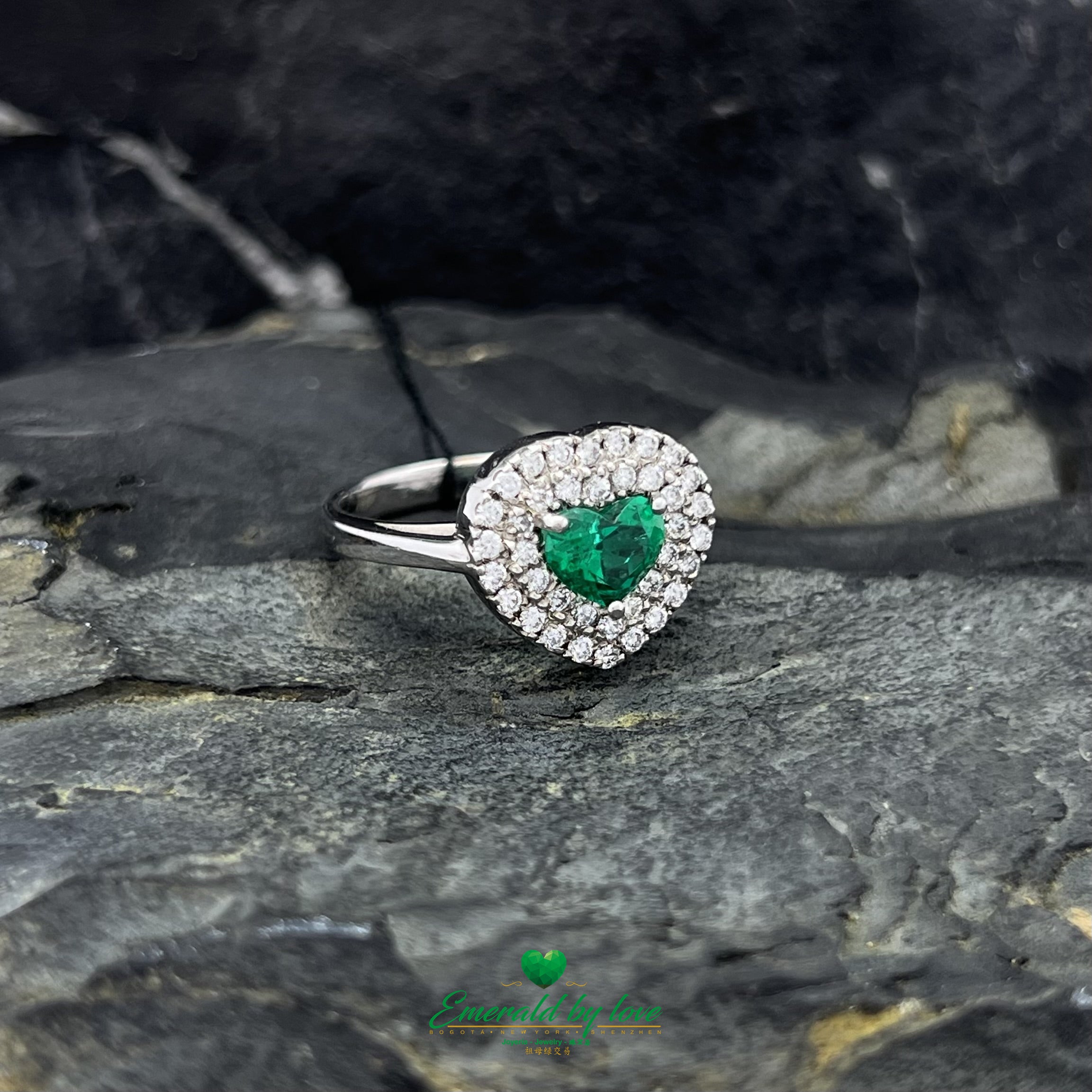 White Gold Cluster Ring with Heart-Shaped Emerald and Diamond Rows