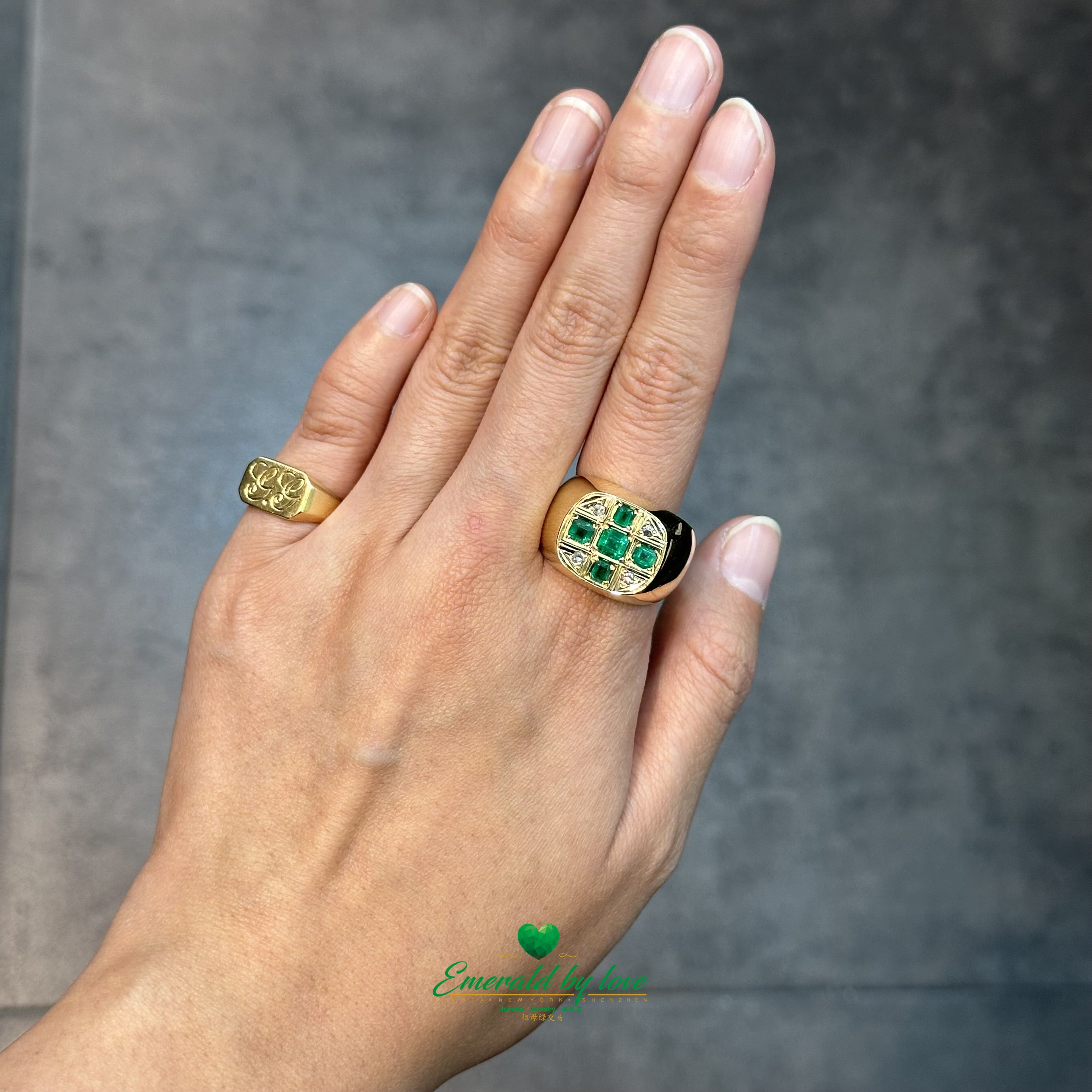 Luxurious Men's Yellow Gold Ring with Emerald Cross and Diamond Accents