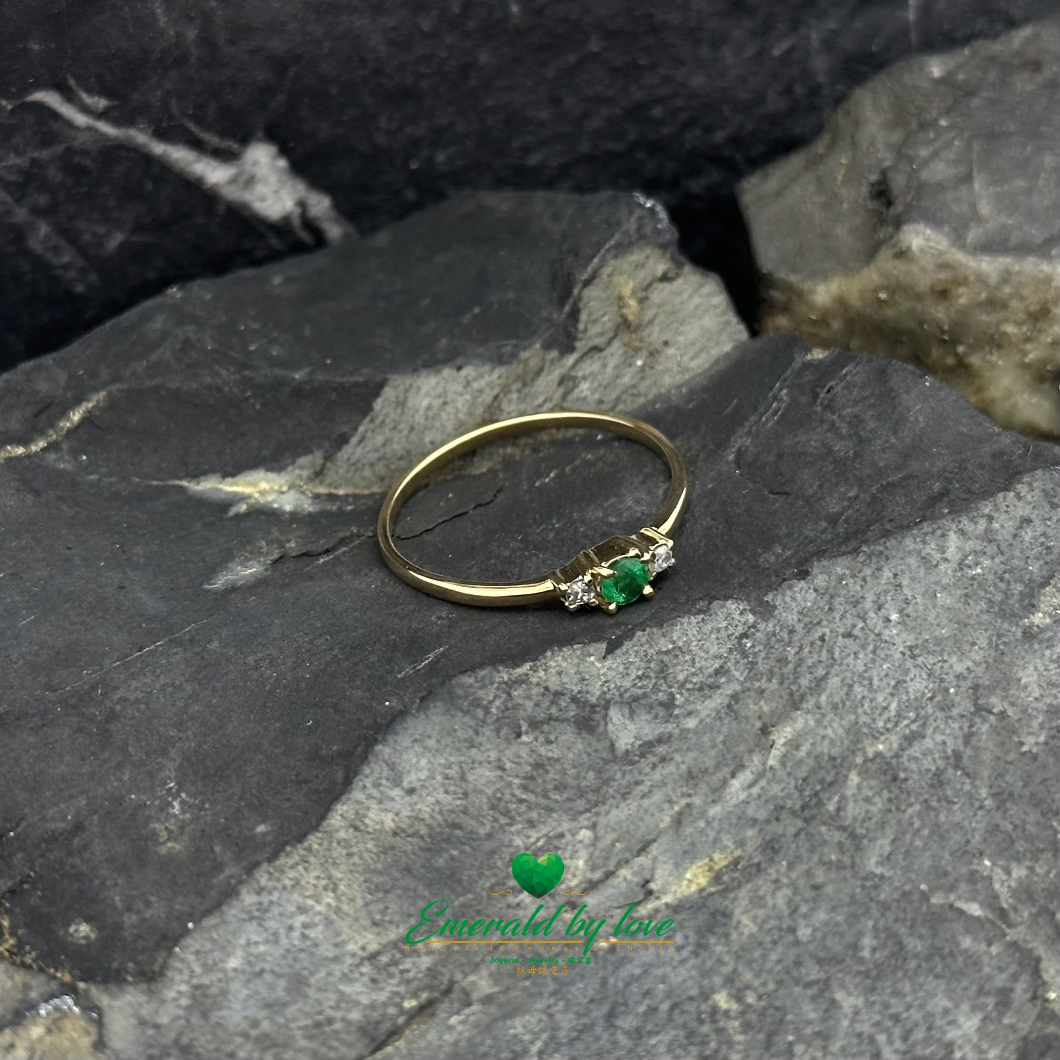 Slim Delicate Ring with Central Round Emerald and Diamond Accents