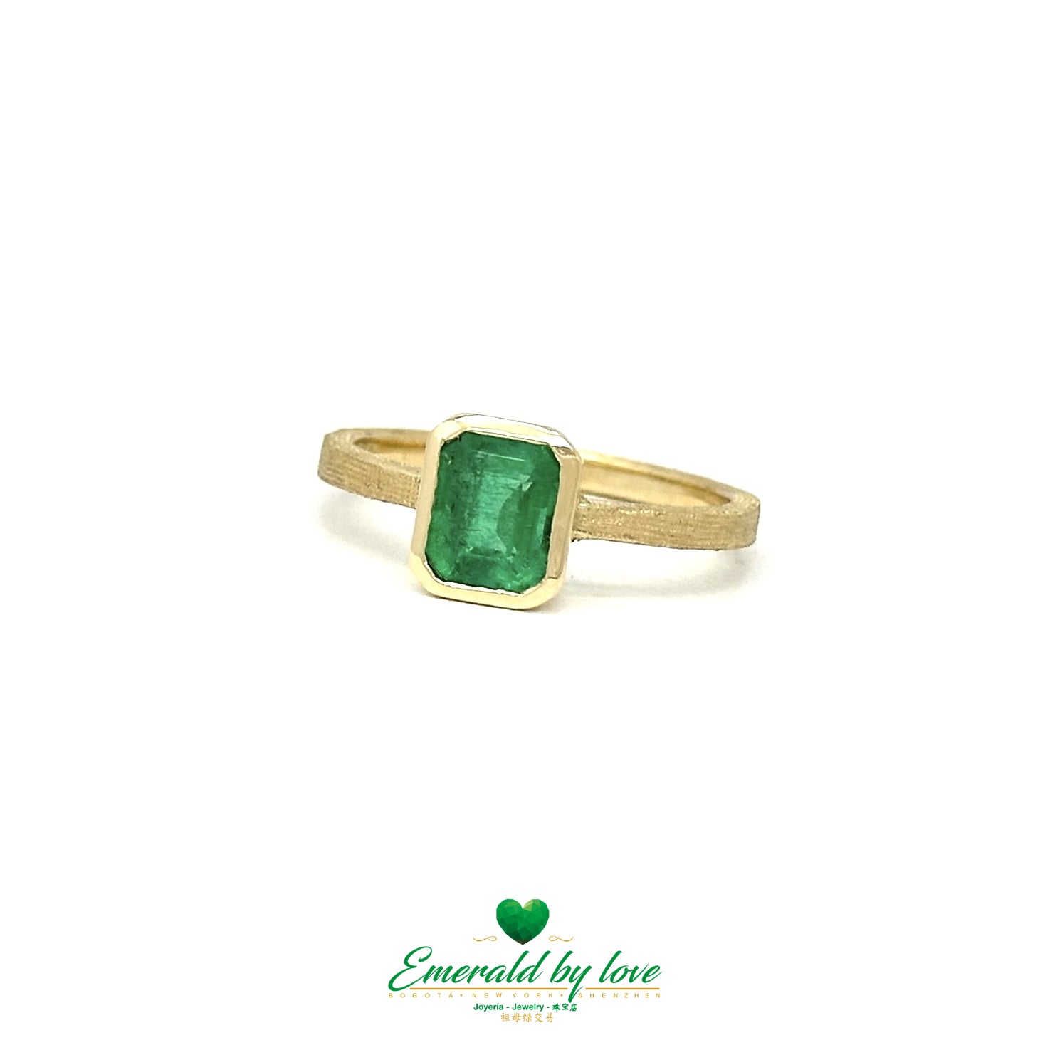 Antique Textured Solitaire Ring with 0.86 ct Emerald-Cut Emerald Bezel-Set