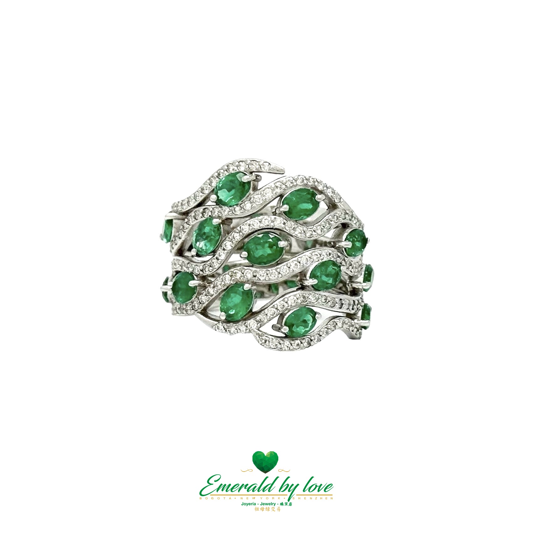 Medusa-Style 18K White Gold Ring with Oval Colombian Emeralds and Diamonds