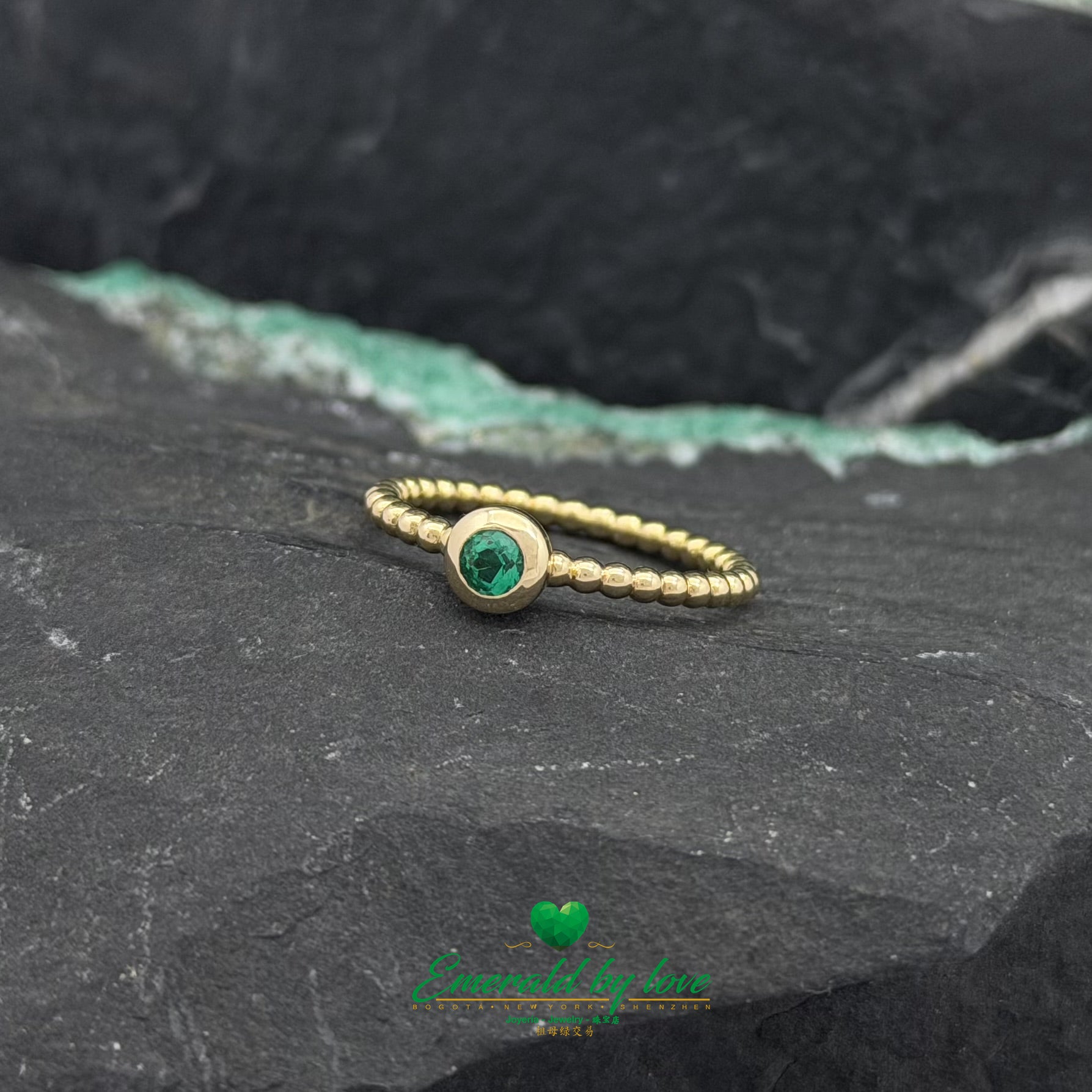 Delicate Bezel-Set Ring with Round Emerald