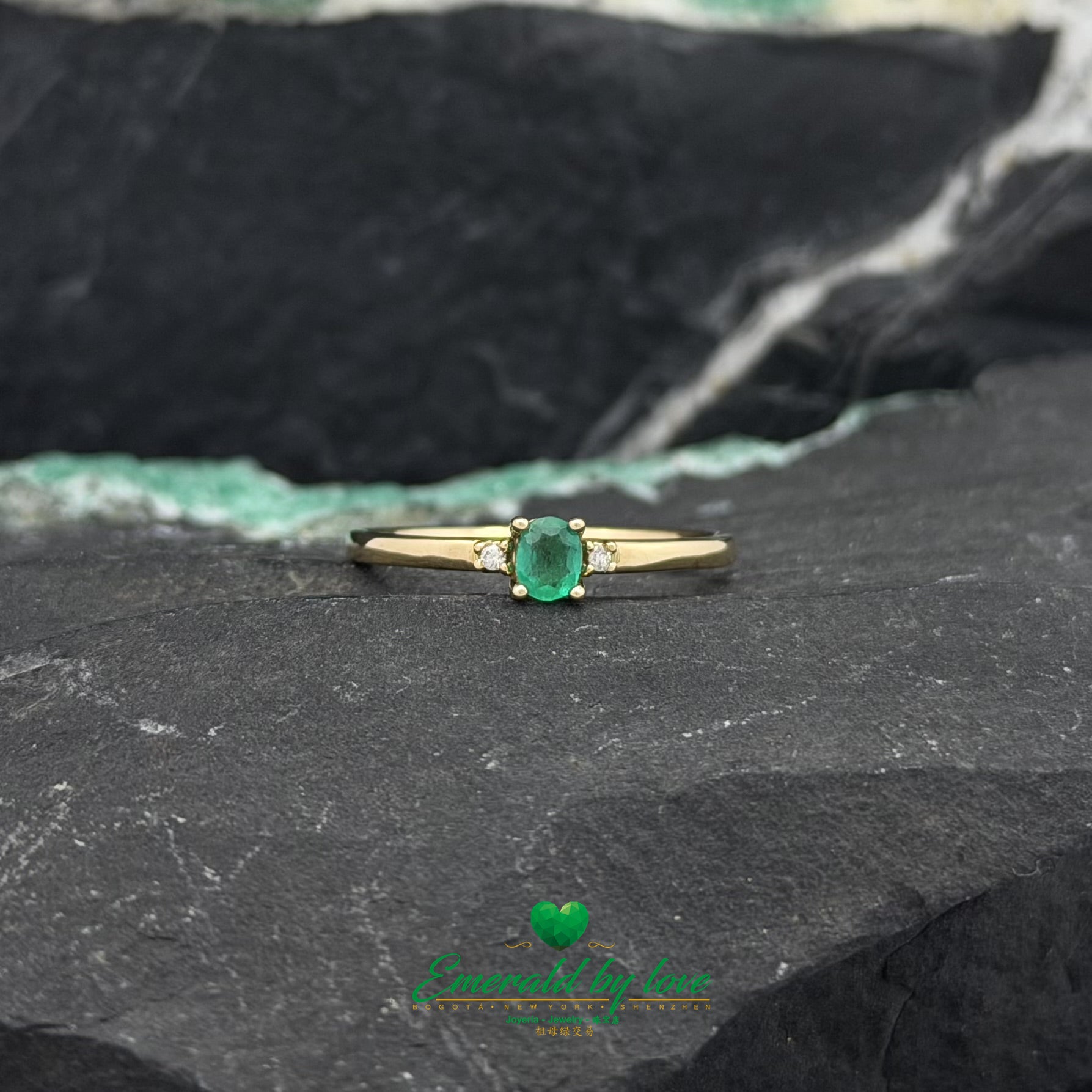 Minimalist Oval Emerald Ring with Side Diamonds
