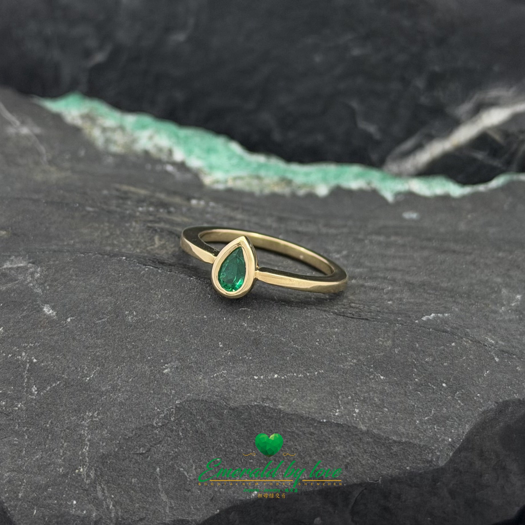 Delicate Bezel-Set Teardrop Emerald Ring