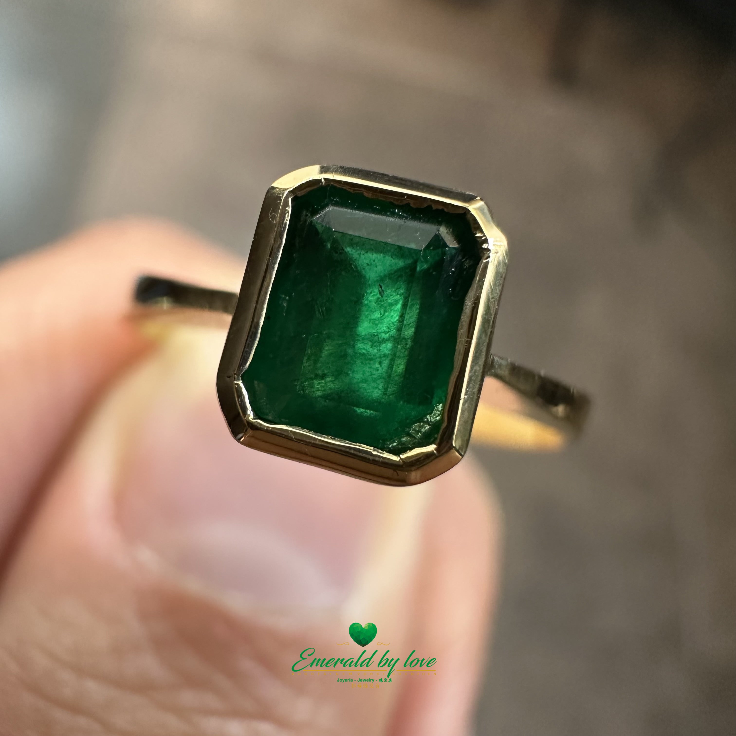 Delicate Yellow Gold Ring with Rectangular Colombian Emerald in Bezel Setting