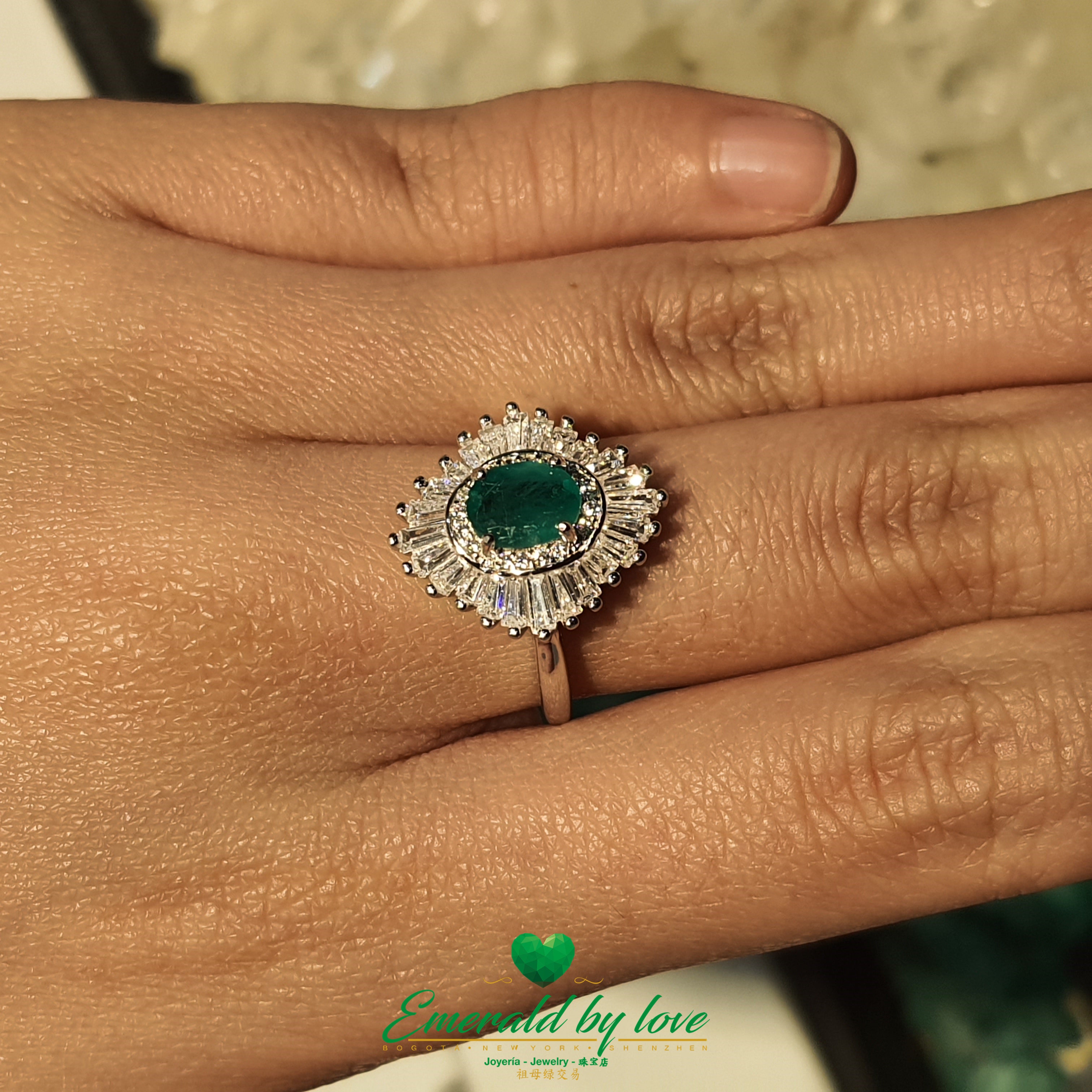 Imperial Marquise Ring with Oval Central Emerald and Baguette CZ Surround: Majestic Elegance
