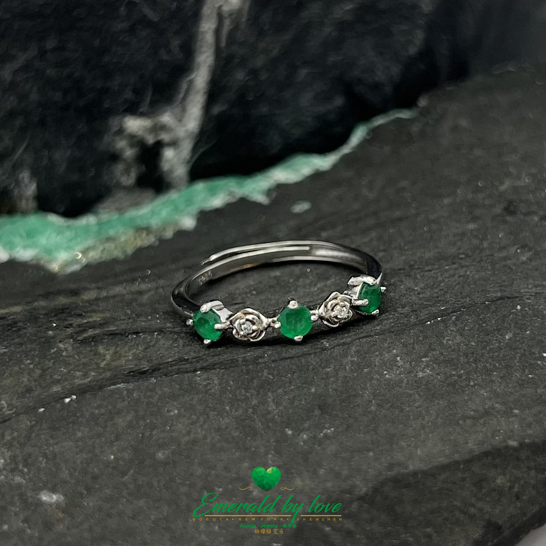 Sterling Silver Band with Intertwined Emeralds and Miniature Roses
