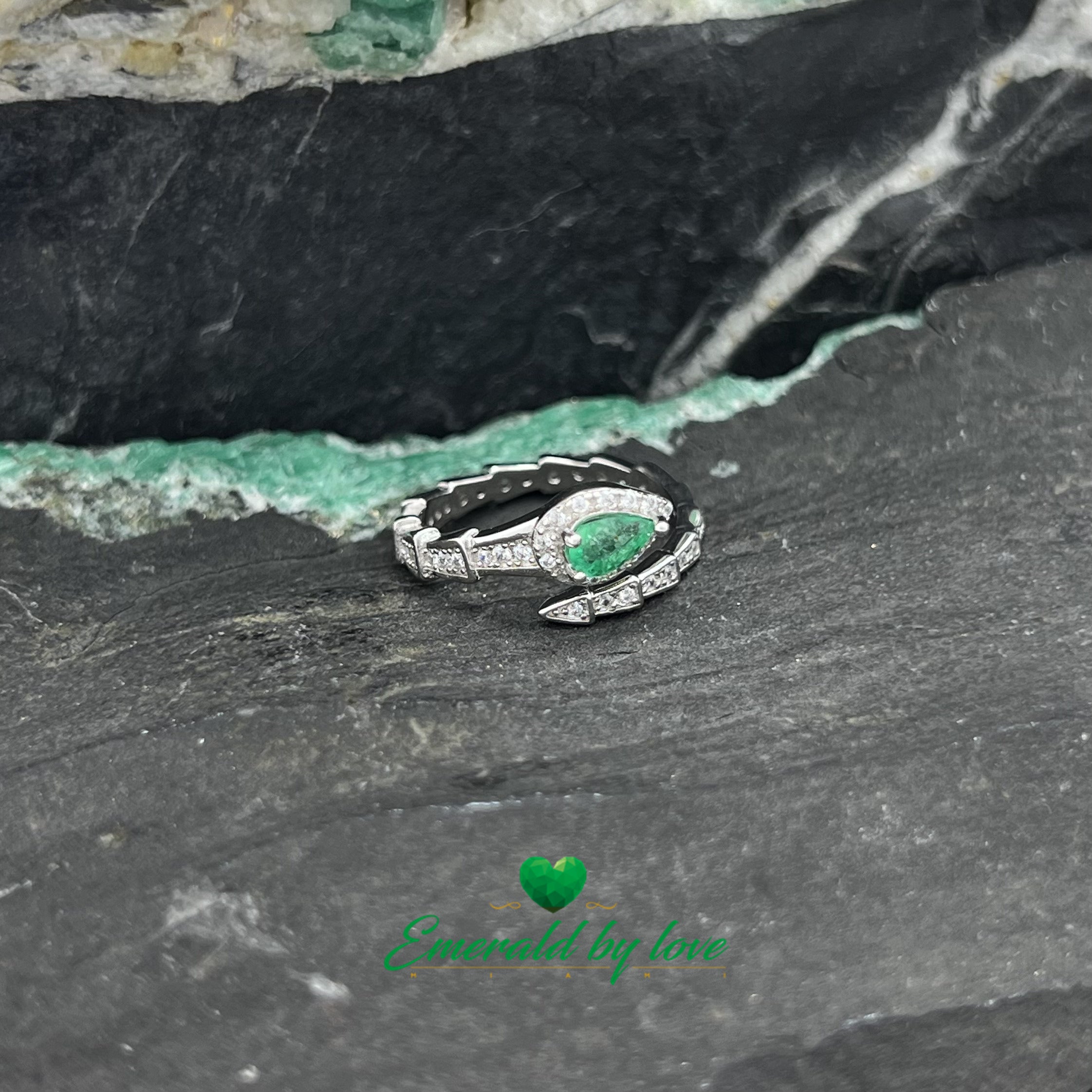 Stunning Snake Design Ring with Teardrop Emerald Accent