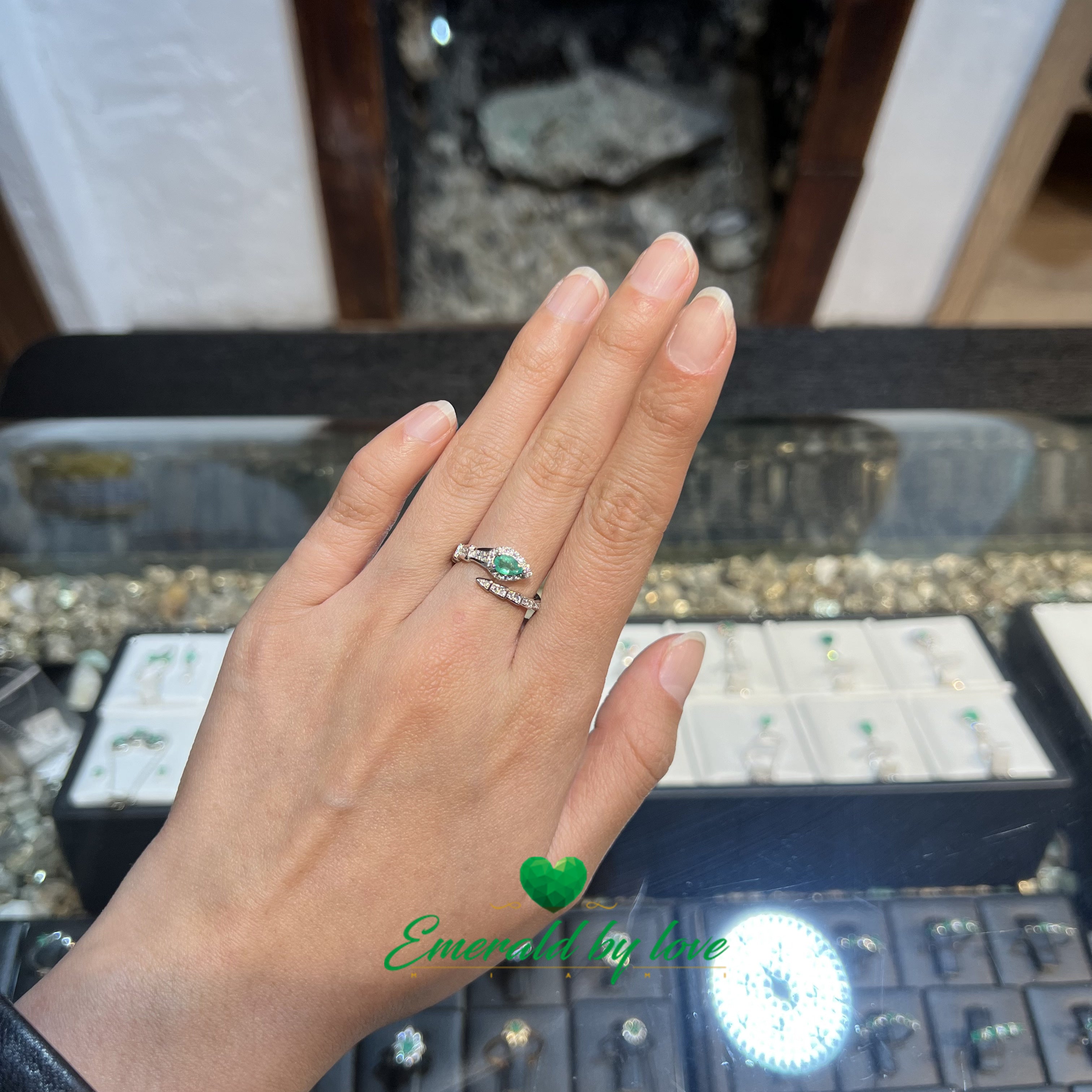 Stunning Snake Design Ring with Teardrop Emerald Accent