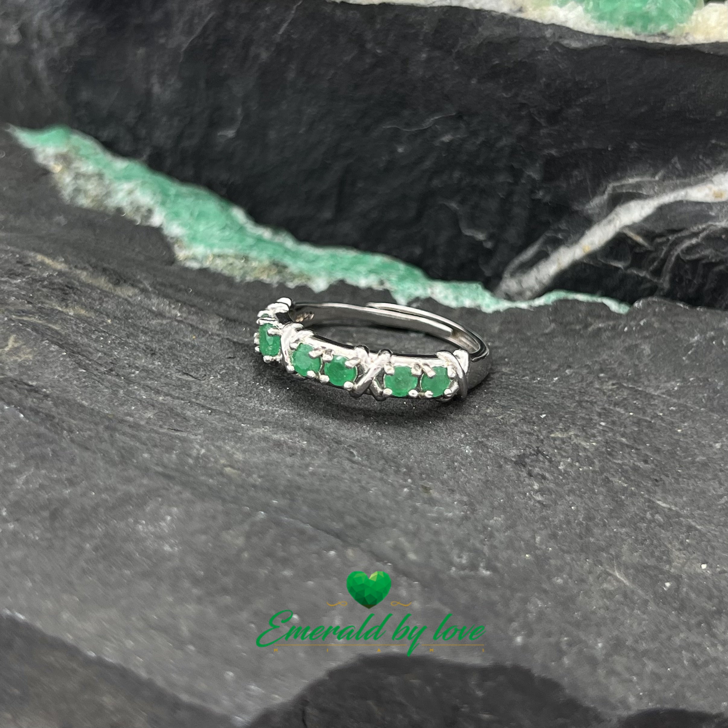 Elegant Band Ring with Six Round Emeralds in Pairs