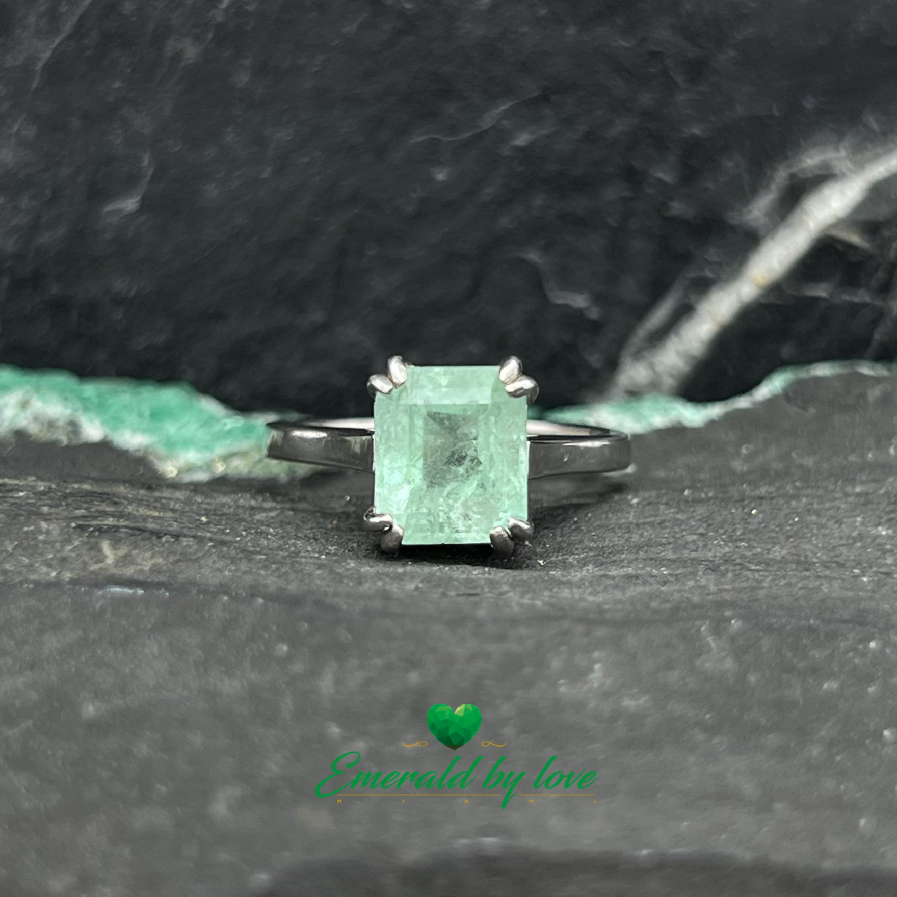 Solitaire Engagement Ring with a Large Crystal-Quality Emerald