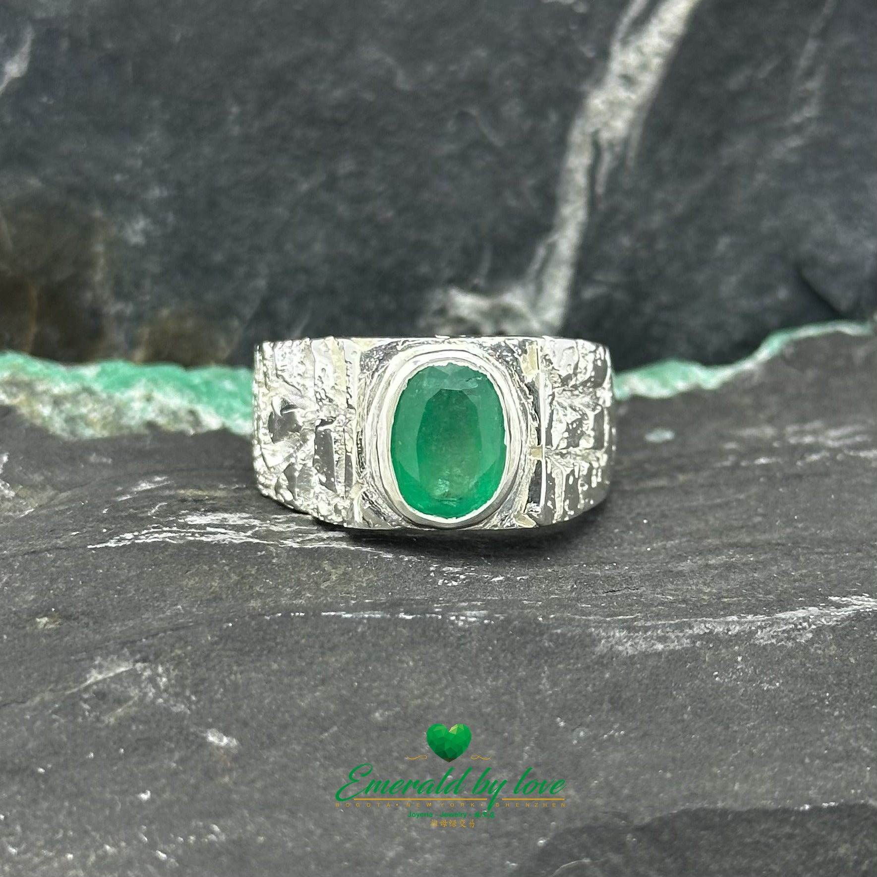 Men's Oval Bezel-set Emerald Ring