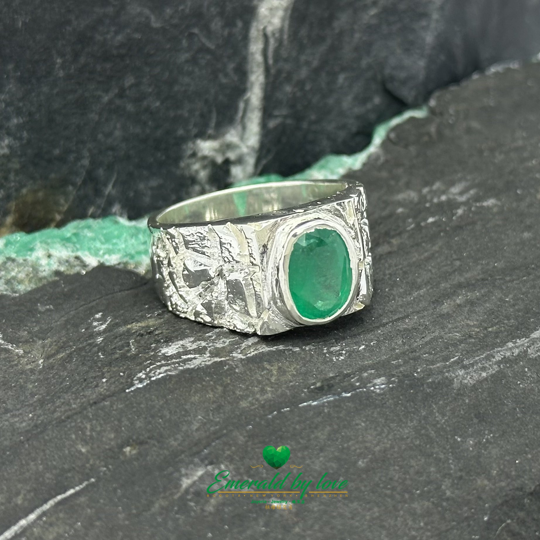 Men's Oval Bezel-set Emerald Ring