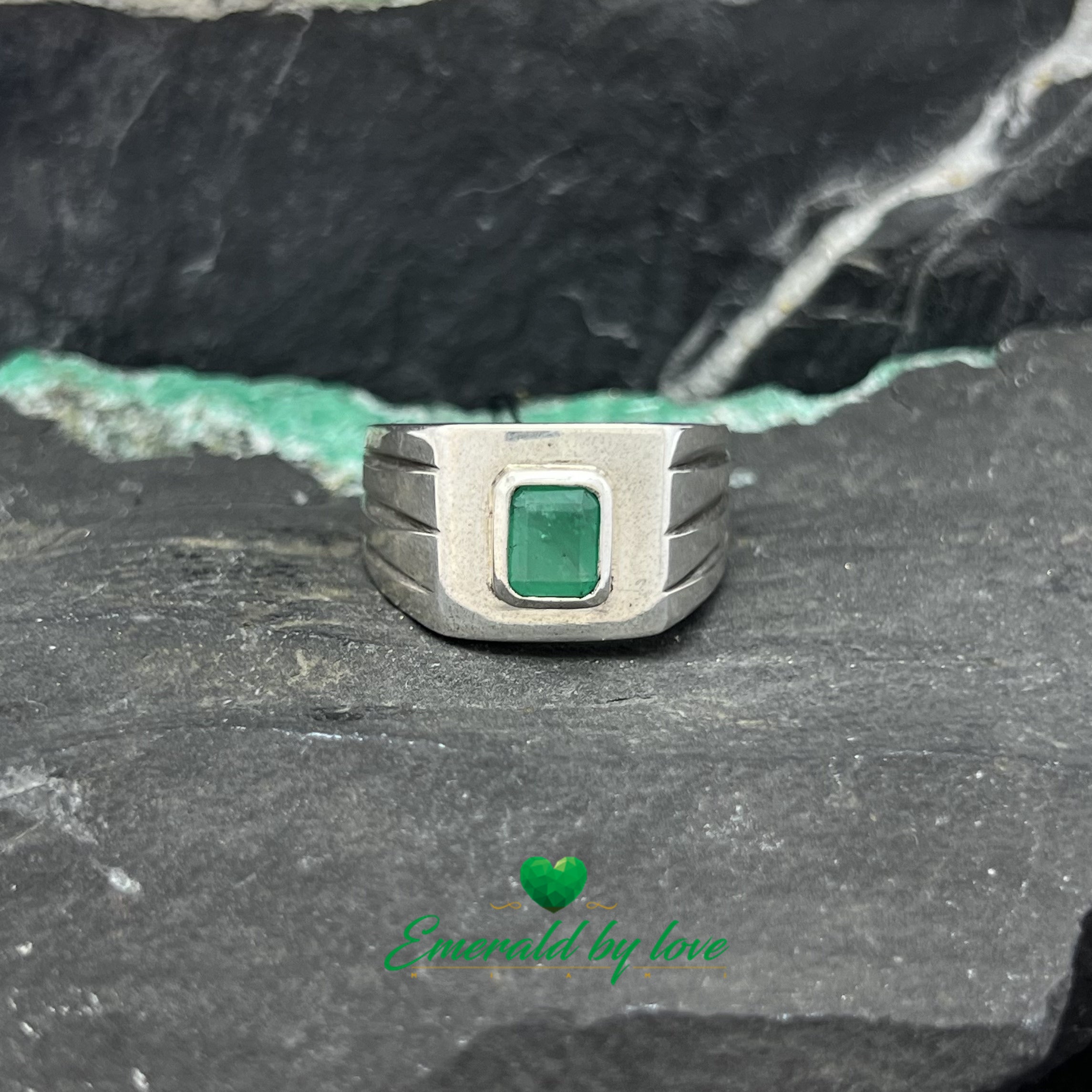 Men's Silver Ring with Square Colombian Emerald in Bezel Setting and Decorative Lines