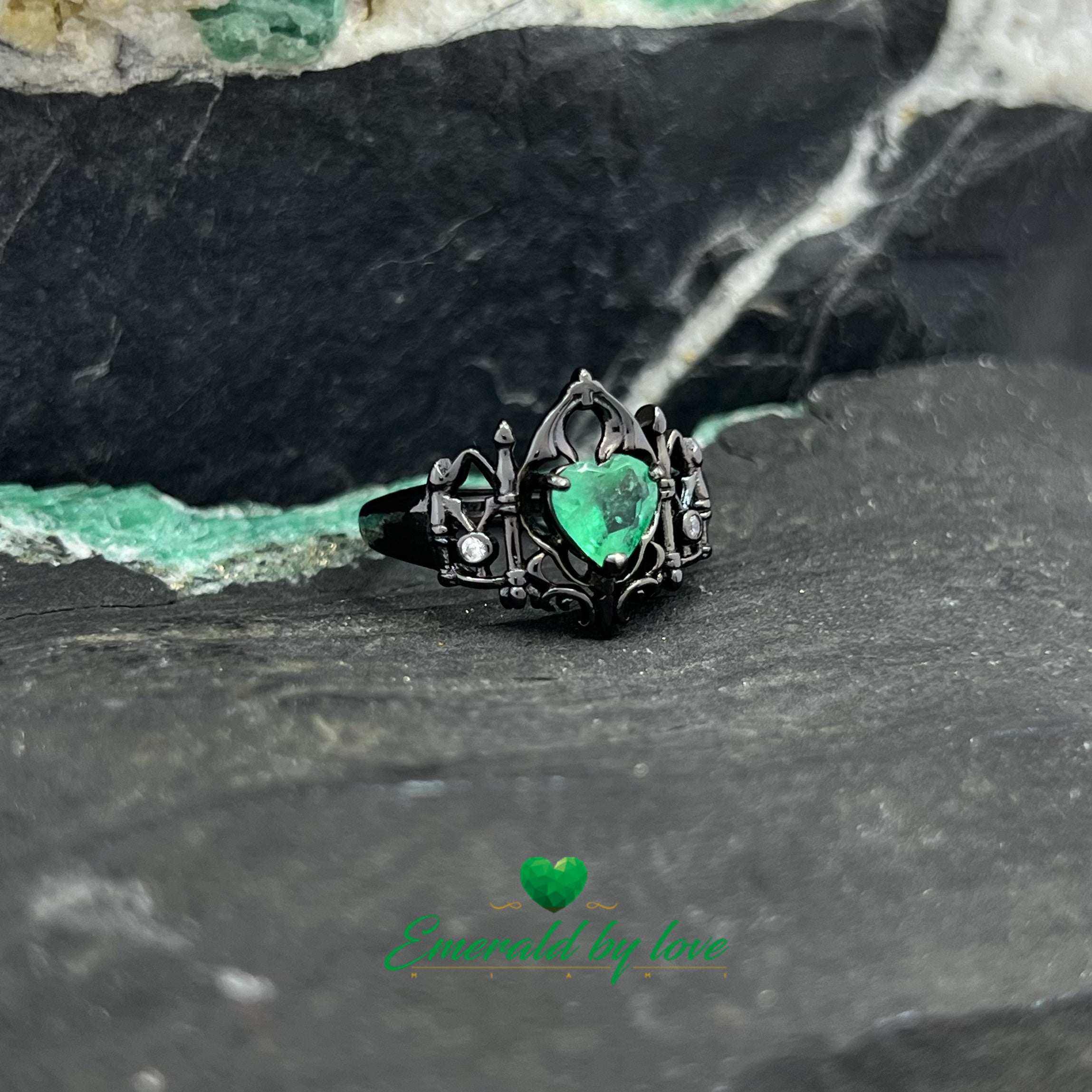 Black Rhodium Silver Crown Ring with Heart-Shaped Emerald