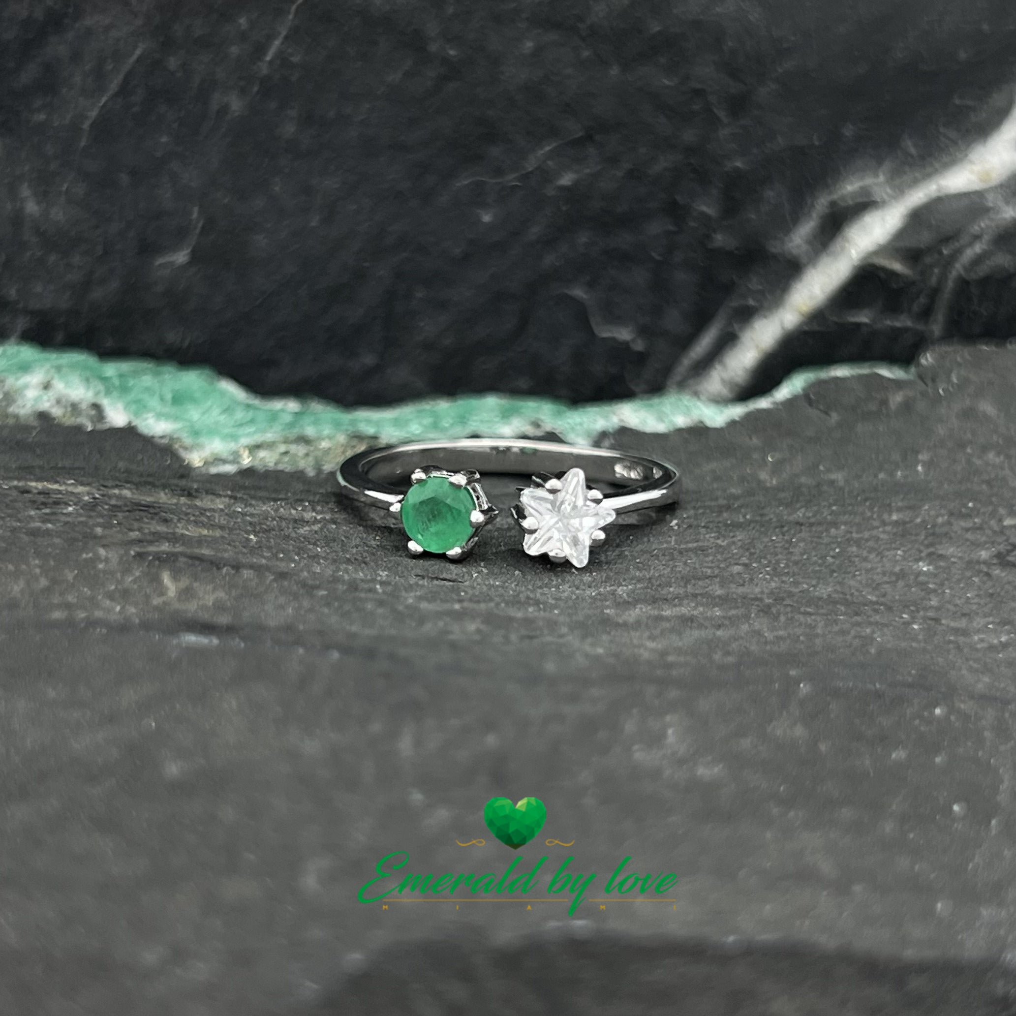 Double Point Ring with White Zircon Star and Round Emerald