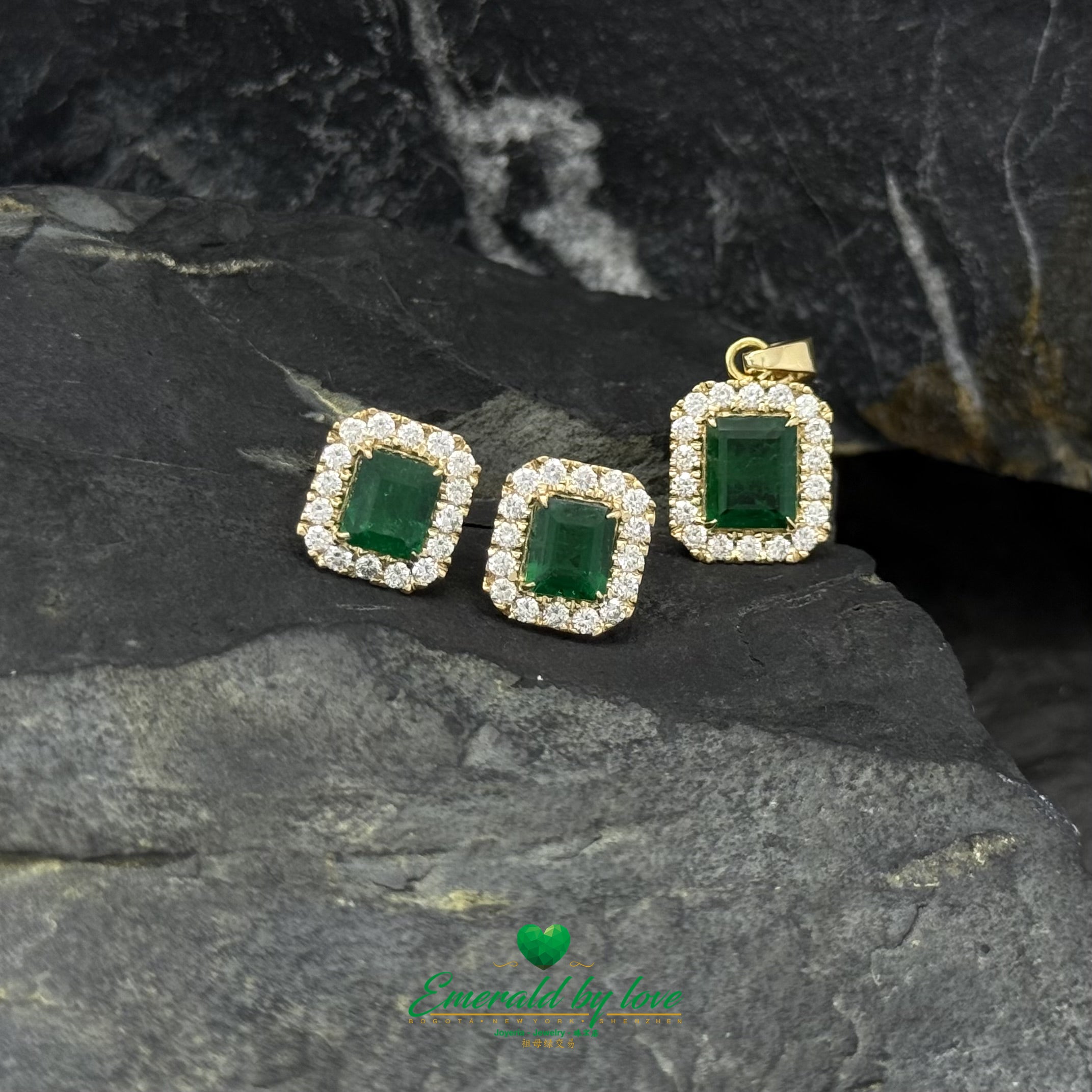 Luxury Emerald-Cut Colombian Emerald Pendant & Earrings Set with Diamond Cluster Setting