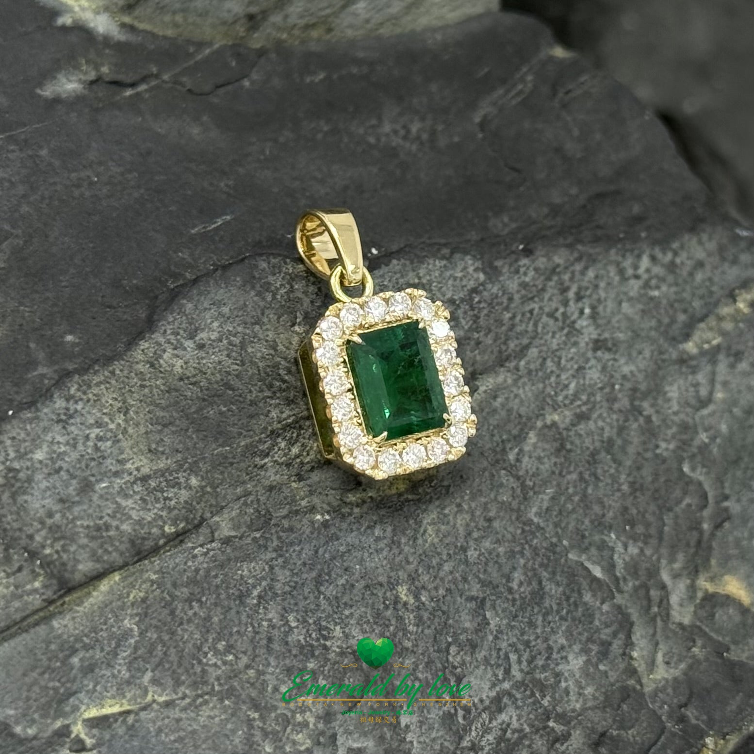 Luxury Emerald-Cut Colombian Emerald Pendant & Earrings Set with Diamond Cluster Setting