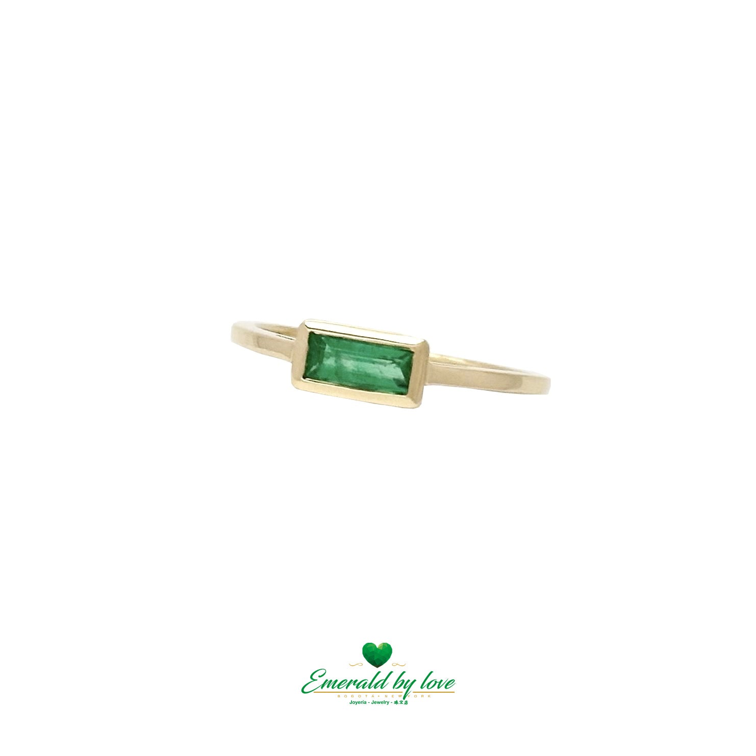  Ring with Transversal Square-Cut Colombian Emerald in 18K Gold for woman