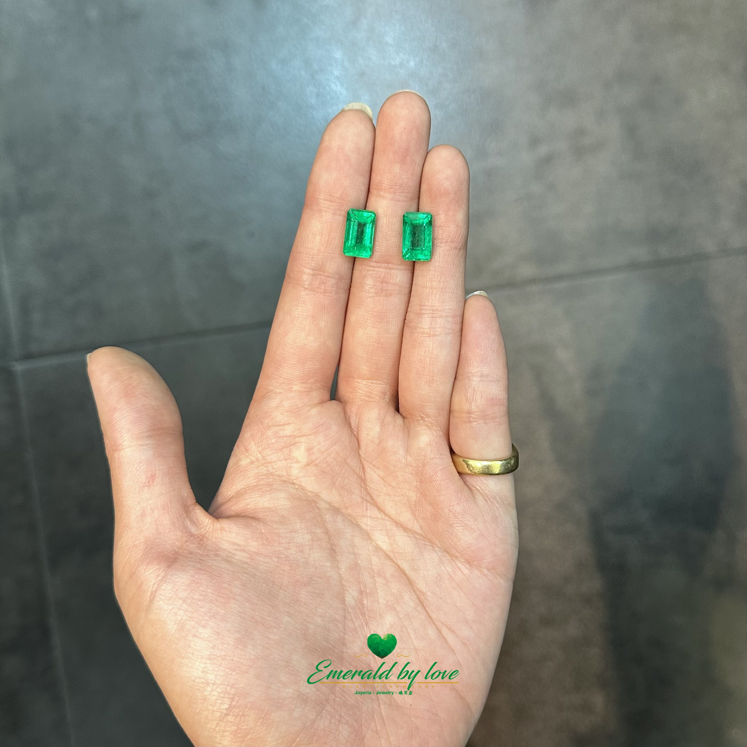 7 tcw baguette-cut emeralds in radiant green, perfect for earrings or high-end custom pieces