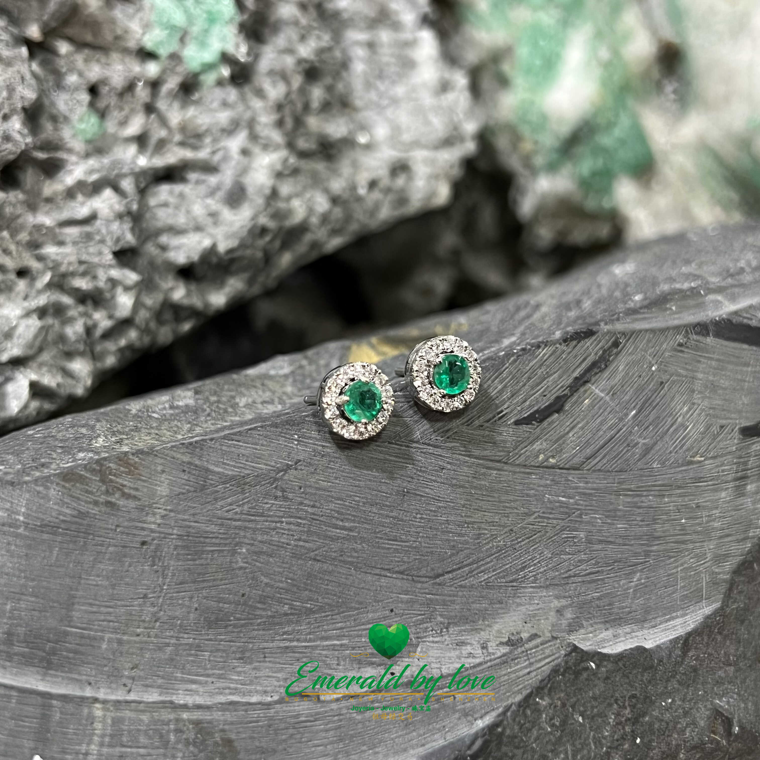 Alluring Round Colombian Emerald and Diamond White Gold Earrings