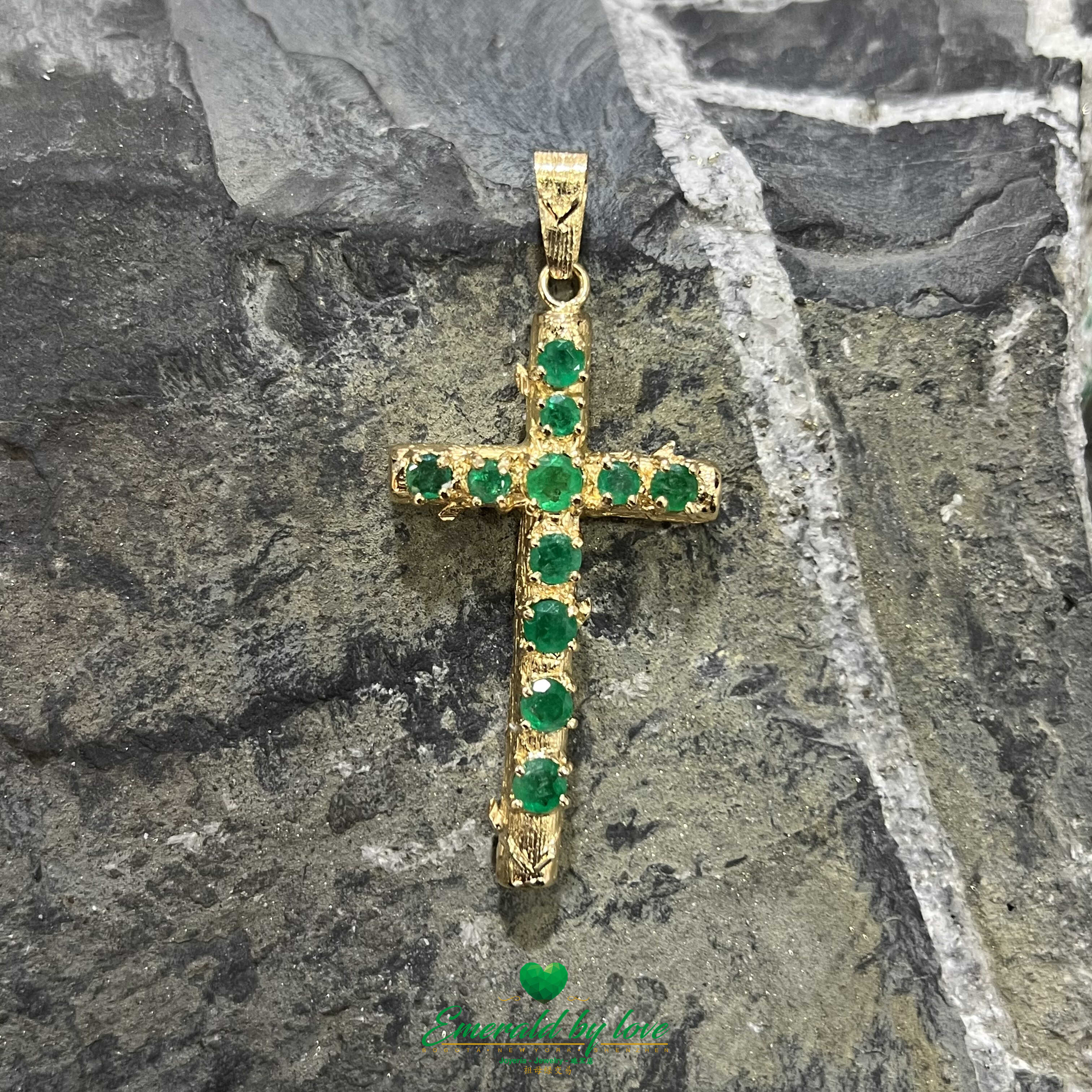 Exquisite 18k Yellow Gold Cross Pendant with Natural Colombian Emeralds