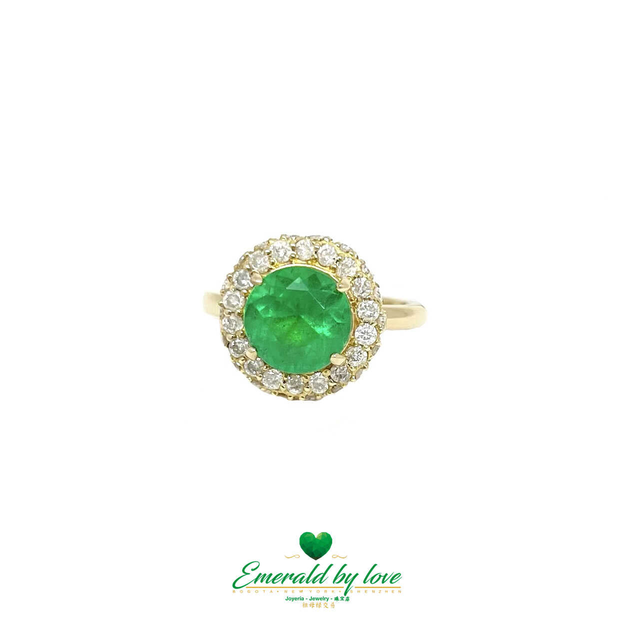 Round-Cut Emerald Ring with Diamond Halo in Yellow Gold